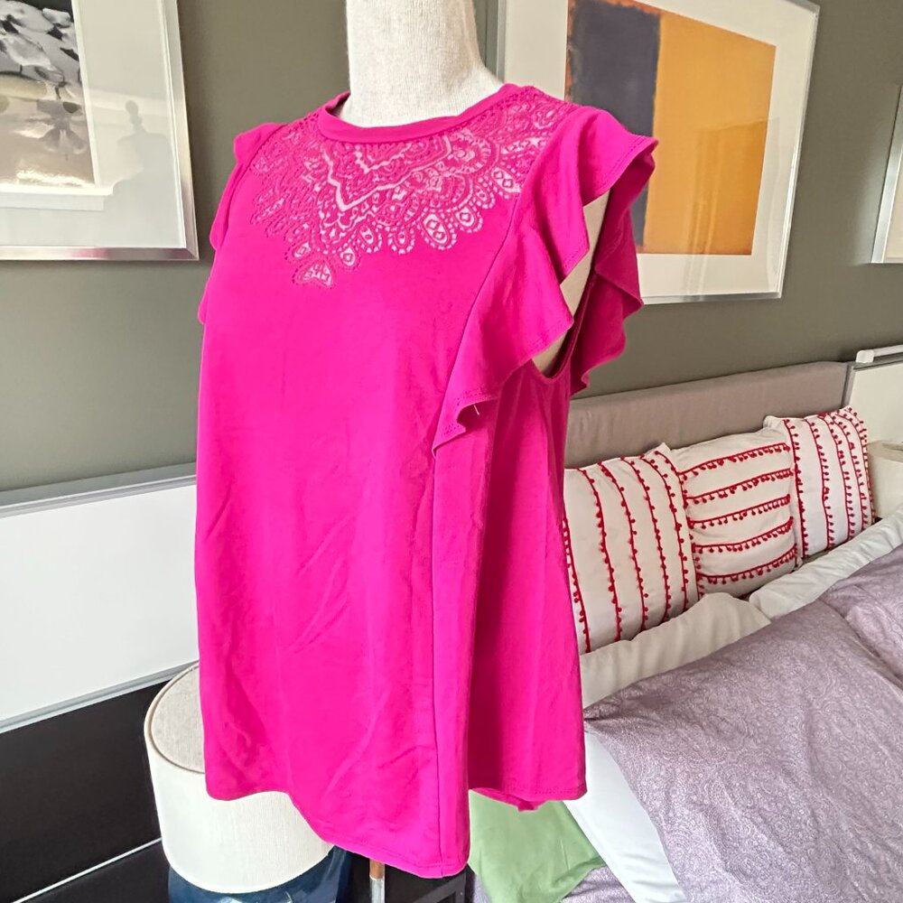 - Ingrid & Isabel Maternity Top Hot Pink Sleeveless Pink Ruffles SMALL  - V2143